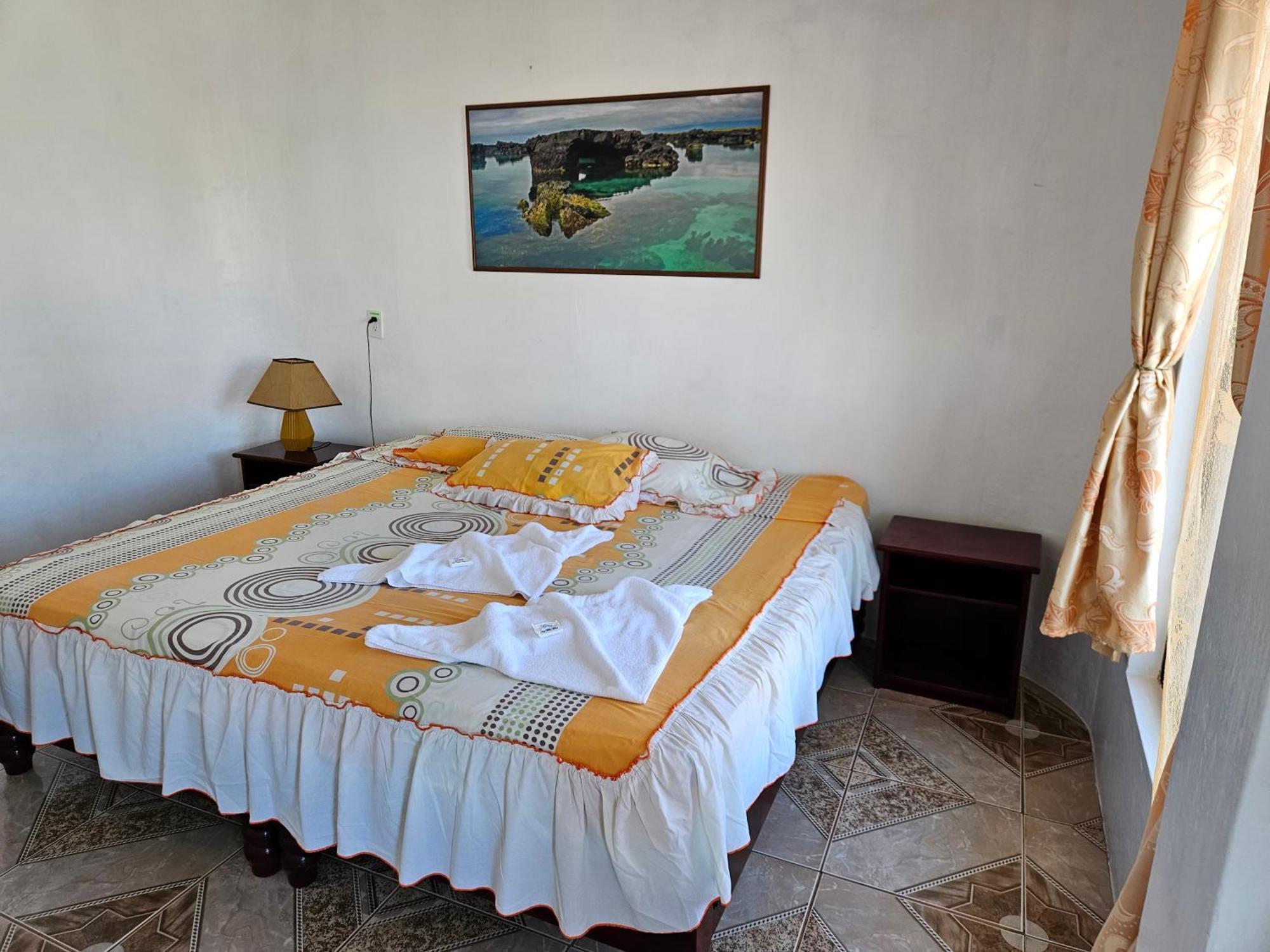 Hostal Cerro Azul Hotel Puerto Villamil Kültér fotó