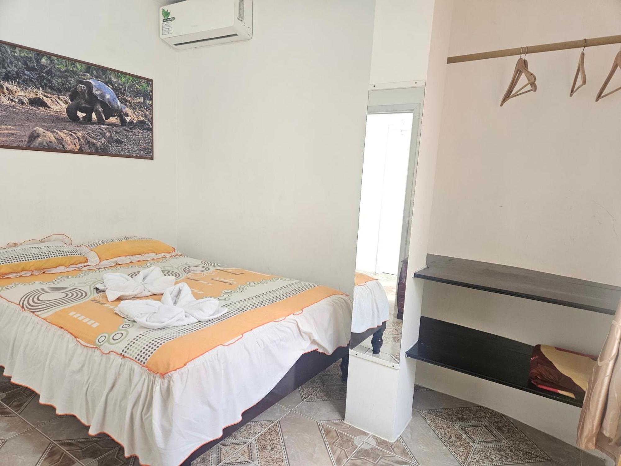 Hostal Cerro Azul Hotel Puerto Villamil Kültér fotó