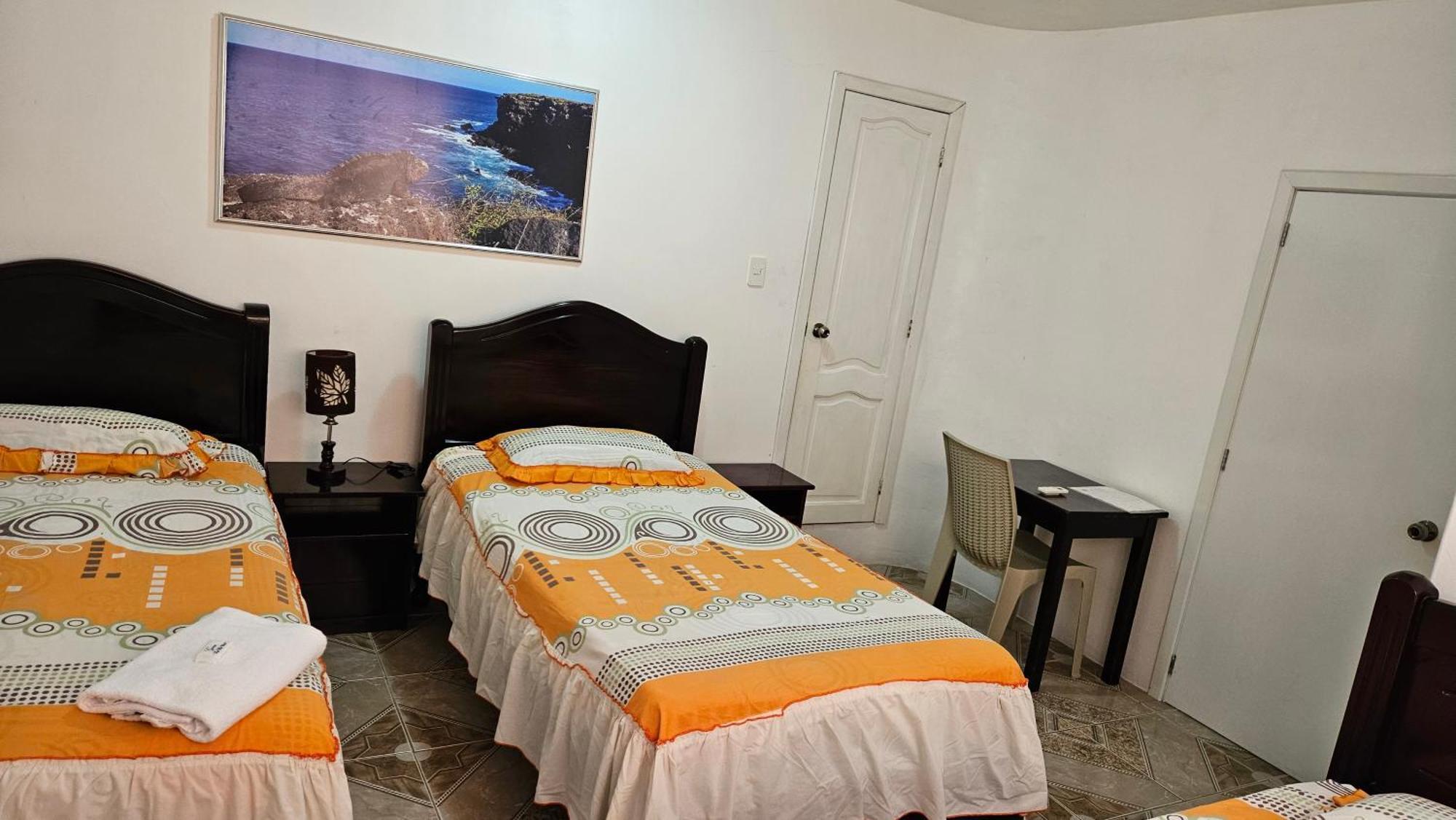 Hostal Cerro Azul Hotel Puerto Villamil Kültér fotó